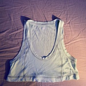 Green active shirt. Size S